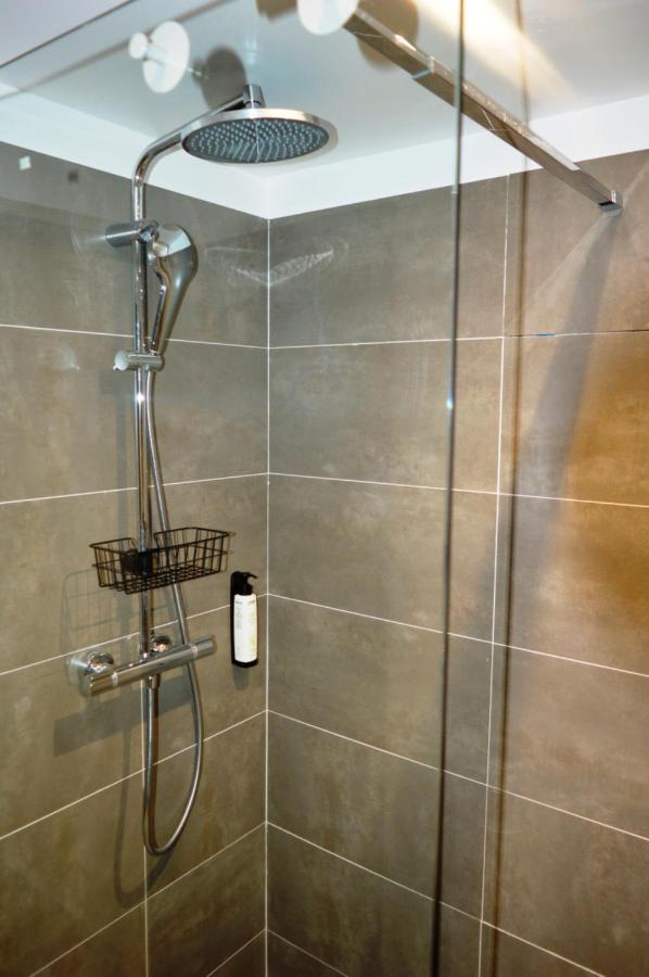 Casa Cu Magnolii Hotel Poienile Izei Bagian luar foto