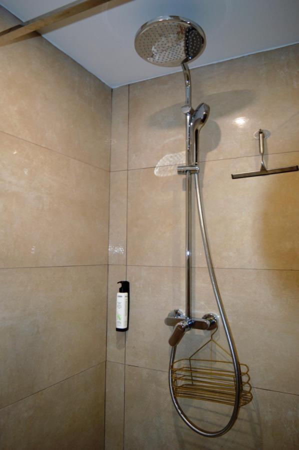 Casa Cu Magnolii Hotel Poienile Izei Bagian luar foto