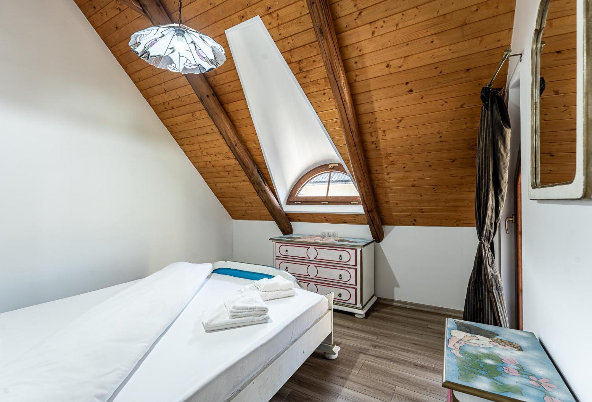 Casa Cu Magnolii Hotel Poienile Izei Bagian luar foto